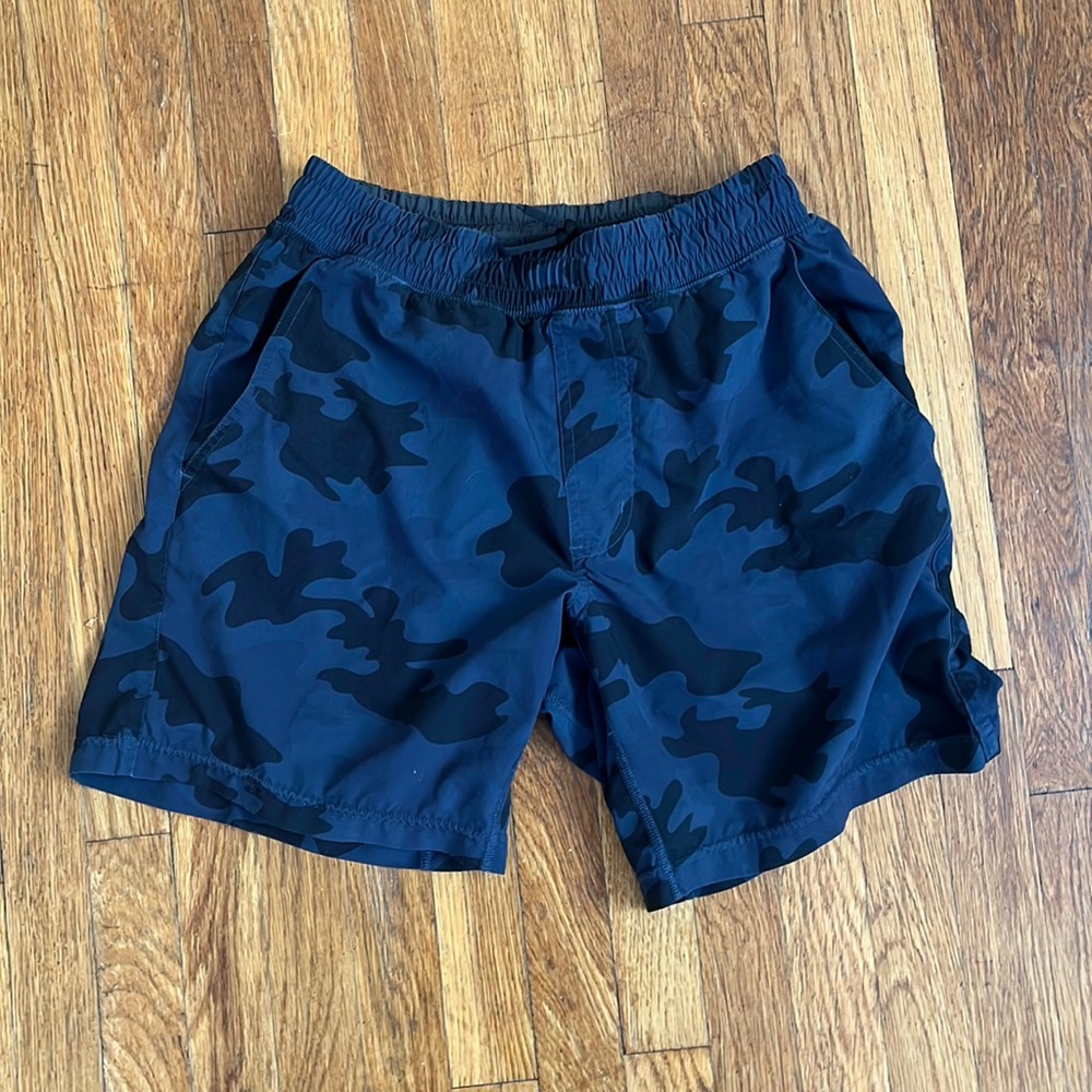 Rhone Mako Short 7”